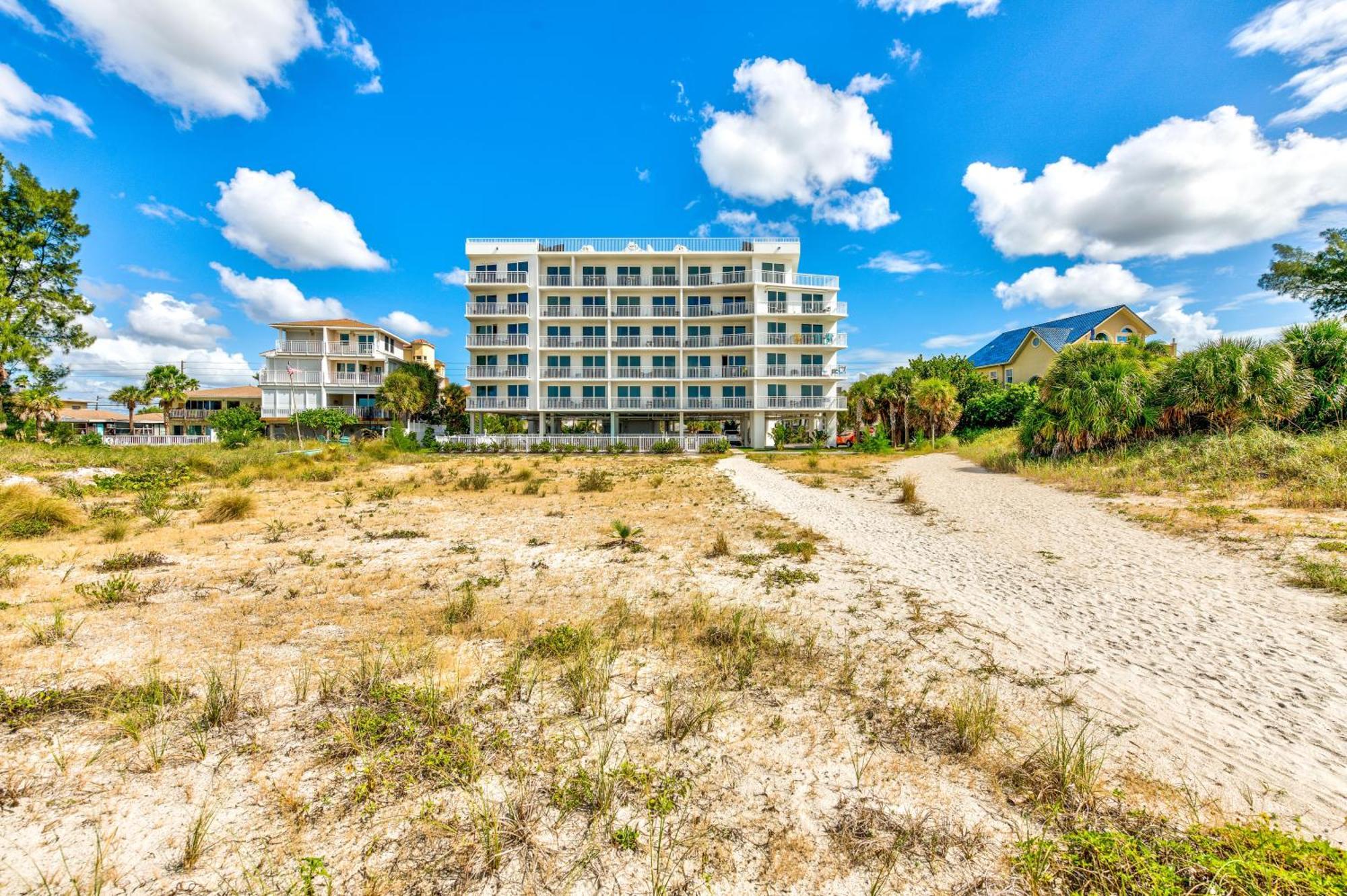 Villa Oceana 202 West St. Pete Beach Exterior foto